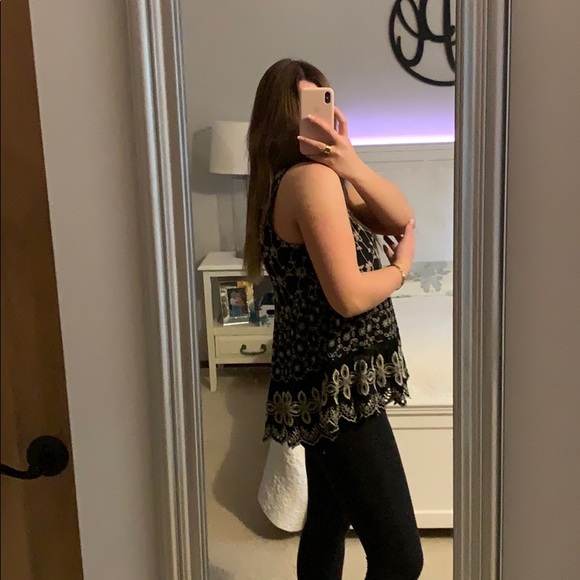 Embroidered Peplum Layered Vneck Tank Top - Picture 6 of 7